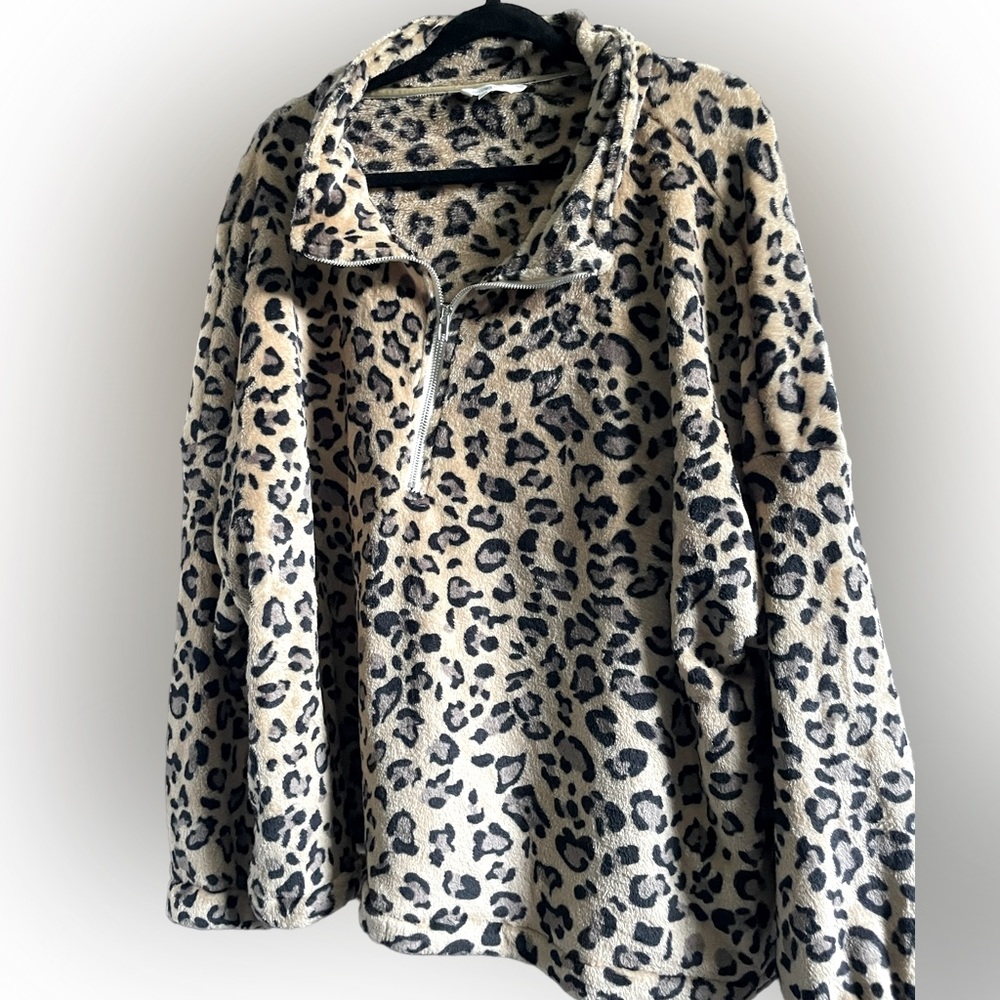 Fleece pullover